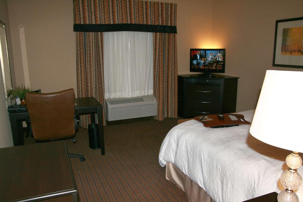 Hampton Inn Denver Northeast-Брайтън Екстериор снимка