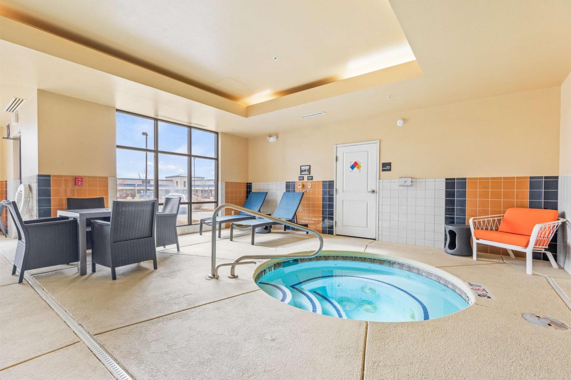 Hampton Inn Denver Northeast-Брайтън Екстериор снимка