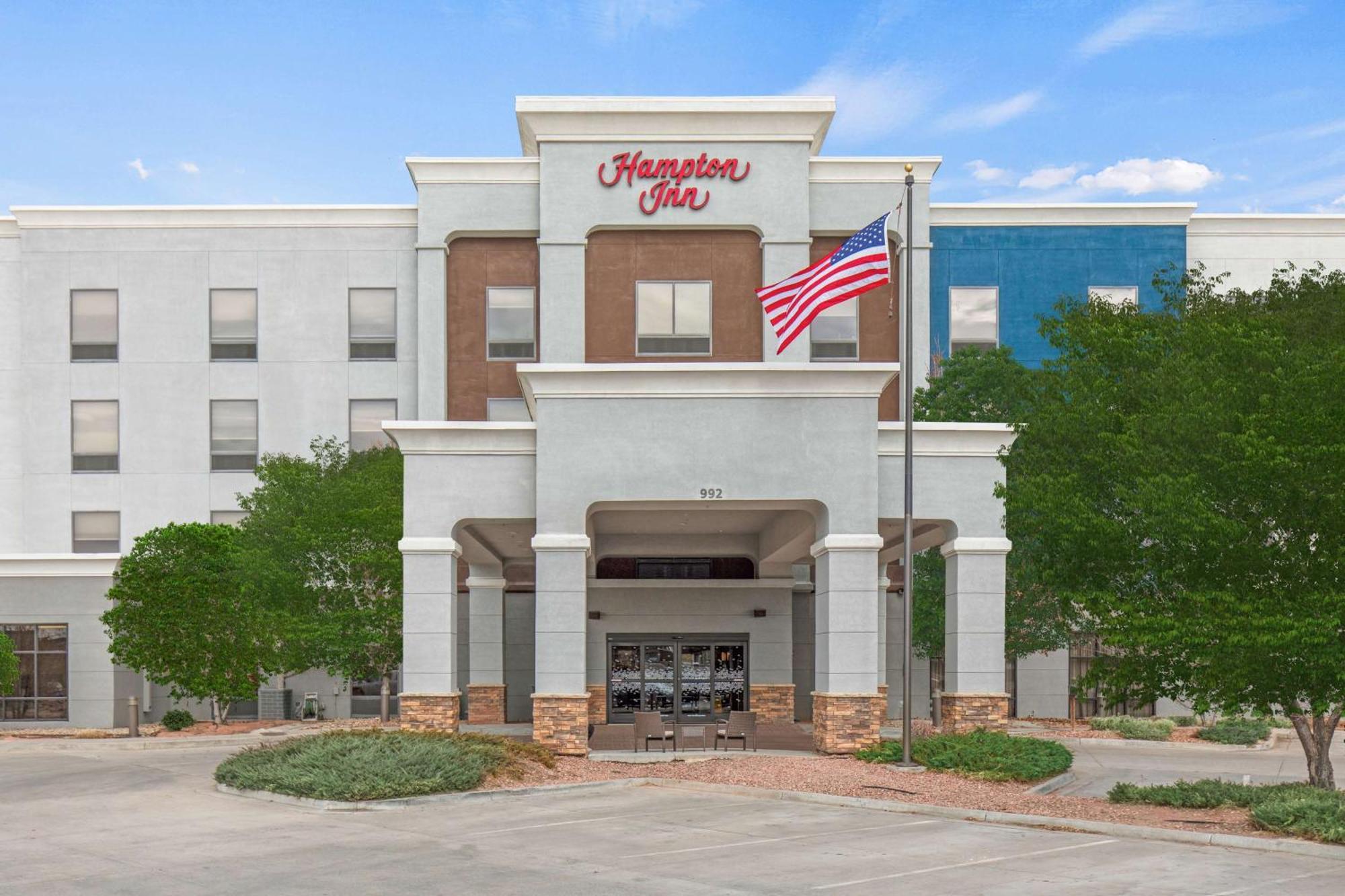 Hampton Inn Denver Northeast-Брайтън Екстериор снимка