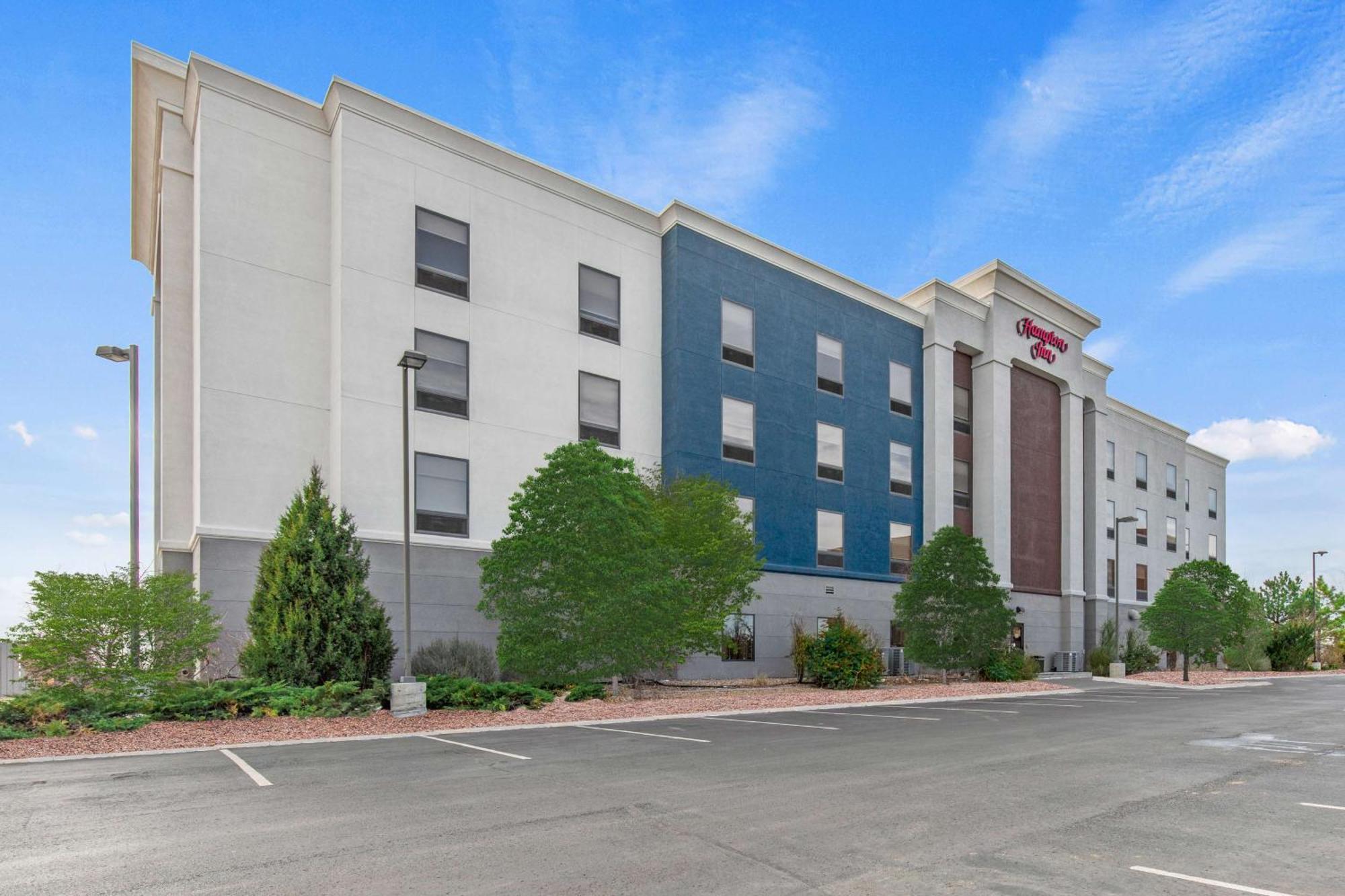 Hampton Inn Denver Northeast-Брайтън Екстериор снимка