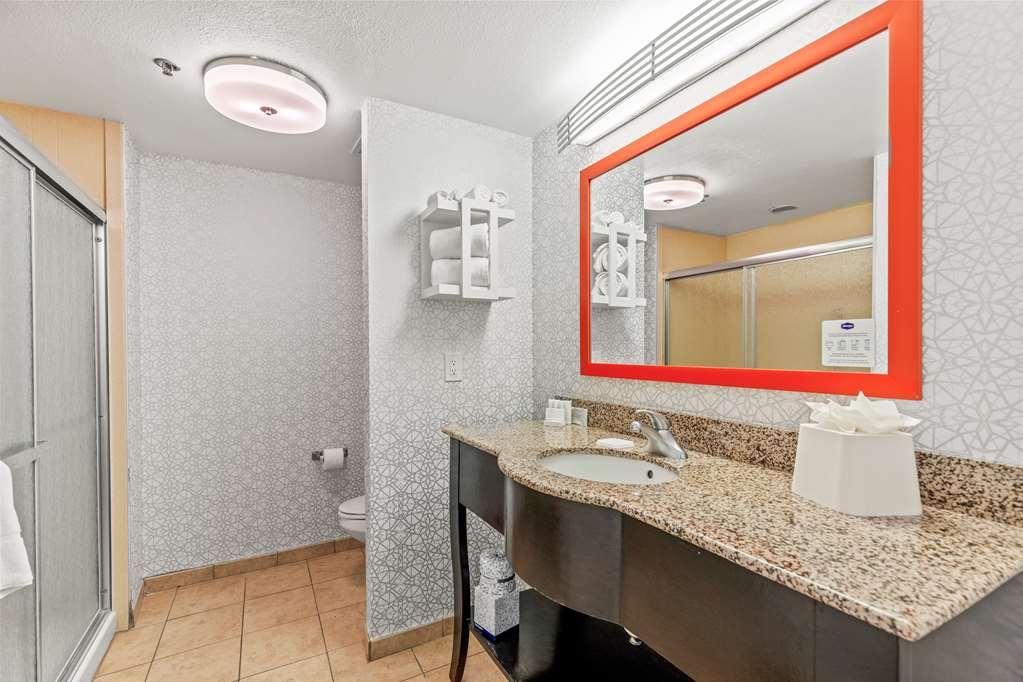 Hampton Inn Denver Northeast-Брайтън Стая снимка